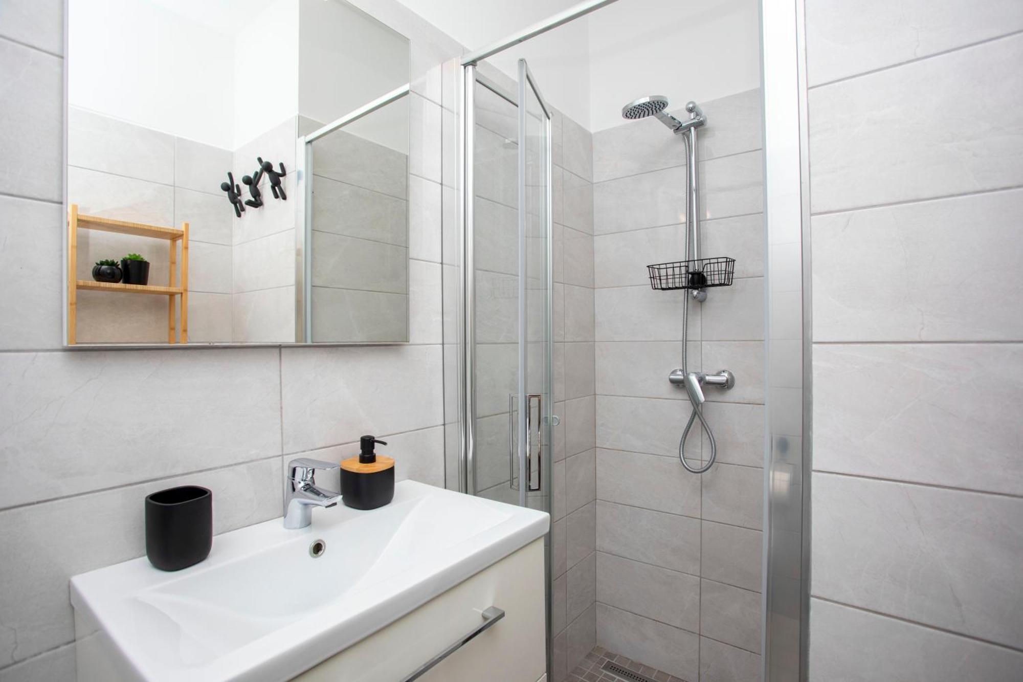 Studio Apartment Mia Rabac Eksteriør billede