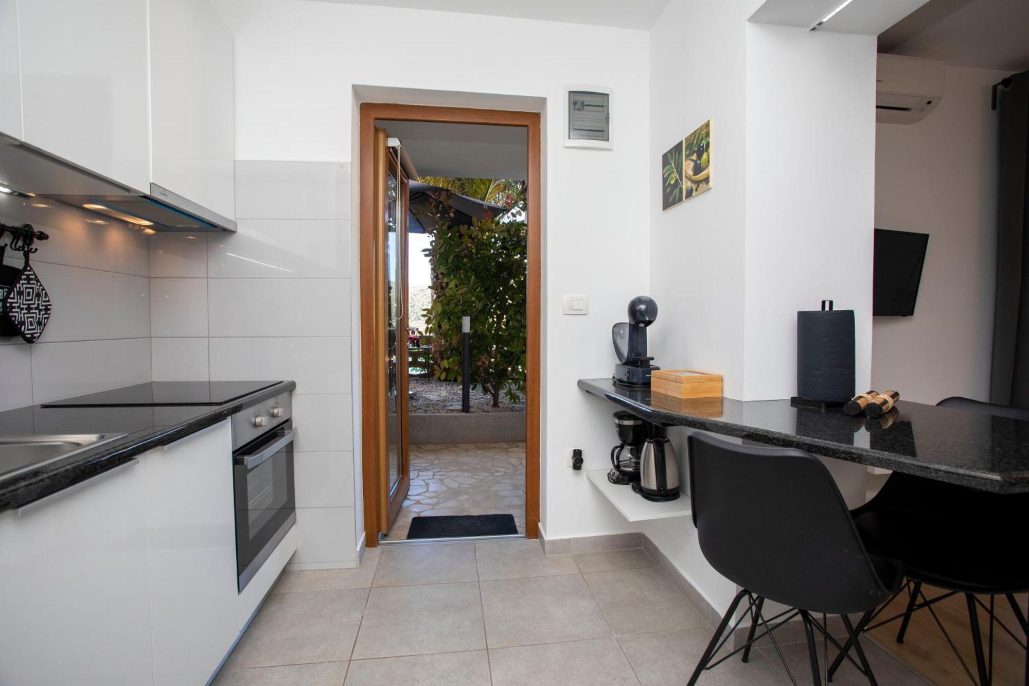 Studio Apartment Mia Rabac Eksteriør billede